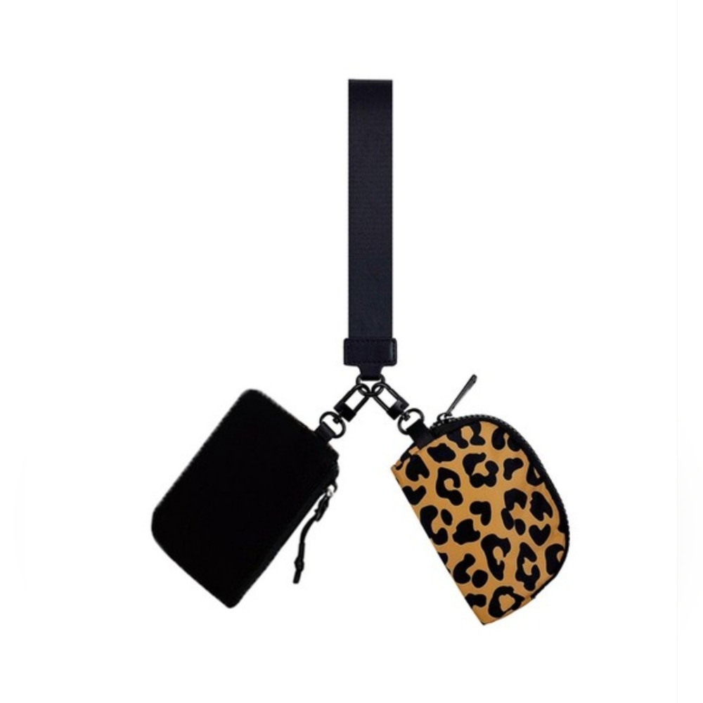 Dual Pouch Wristlet Keychain Wallet in black/leopard